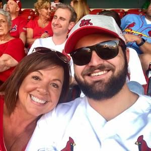 Meet your Posher, Tessa